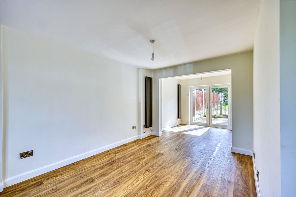 Property photo 2 of 17 Picture No. 07