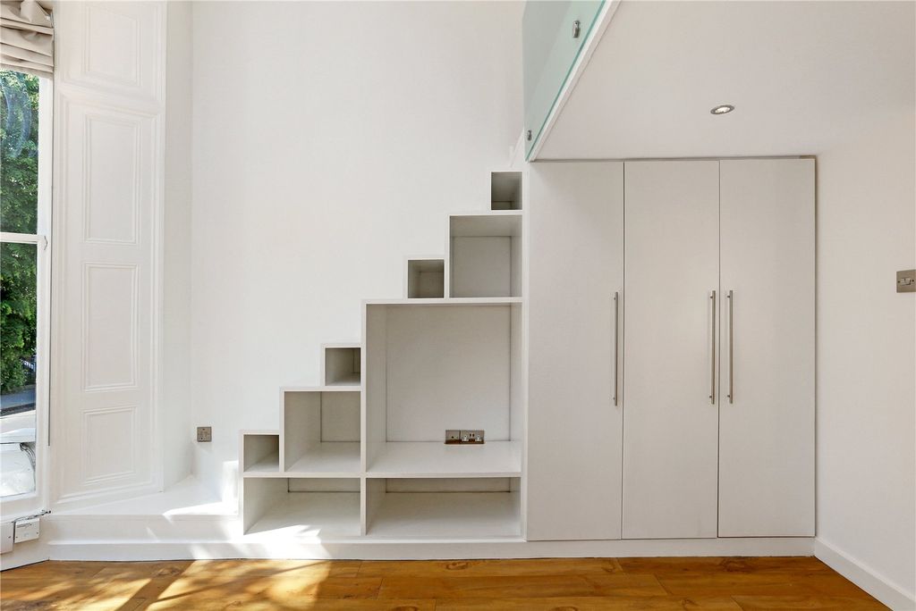 Property photo 2 of 7 Picture No. 08