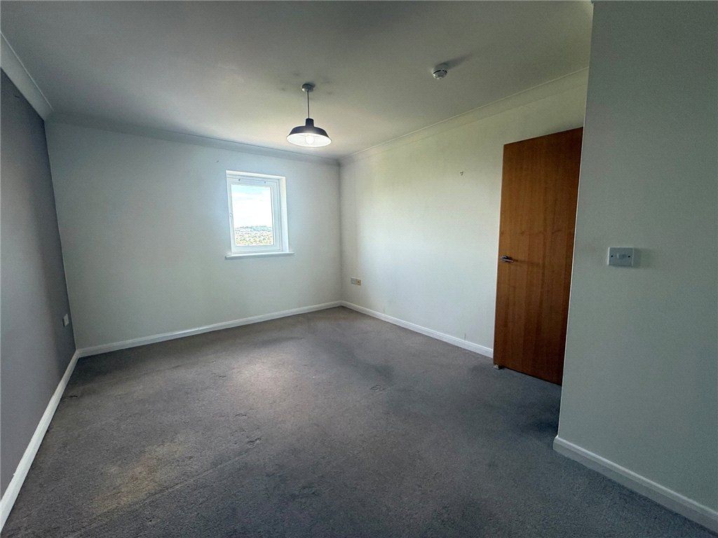 Property photo 2 of 16 Picture No. 02
