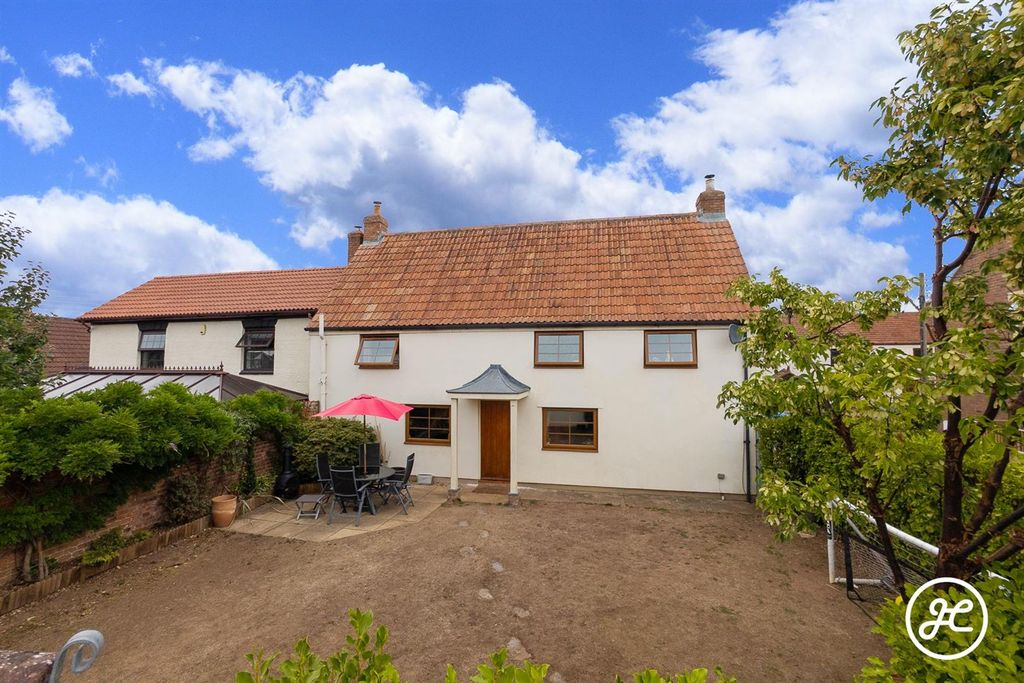 Property photo 1 of 23
