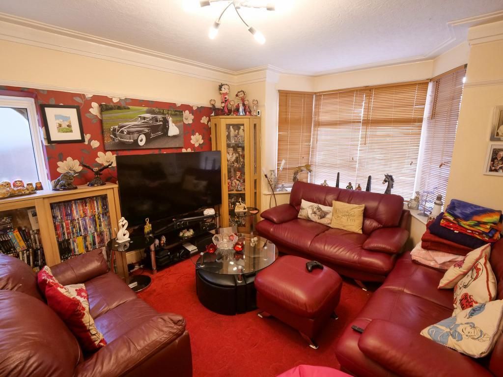 Property photo 3 of 12 Living Room