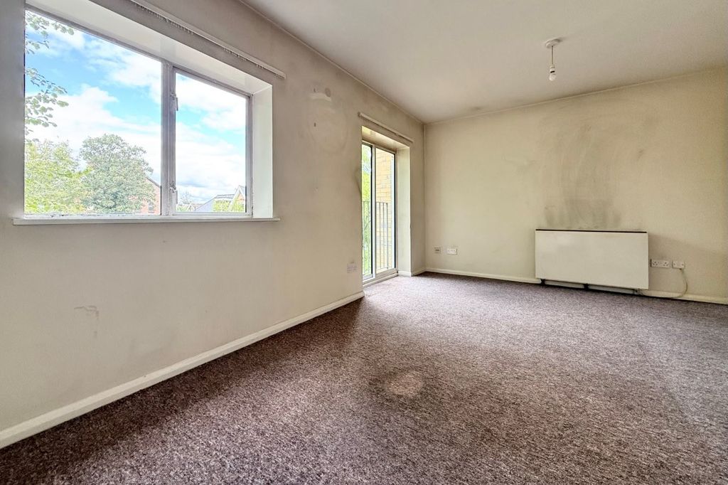 Property photo 3 of 7 3