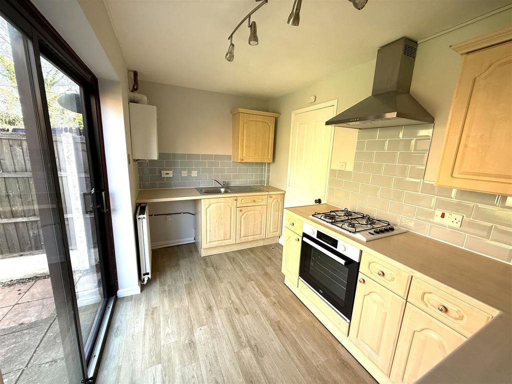 Property photo 2 of 10 Blackthorne 7.Jpg