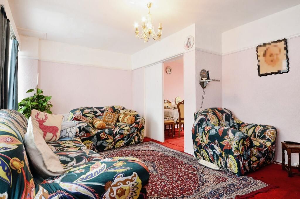 Property photo 3 of 6