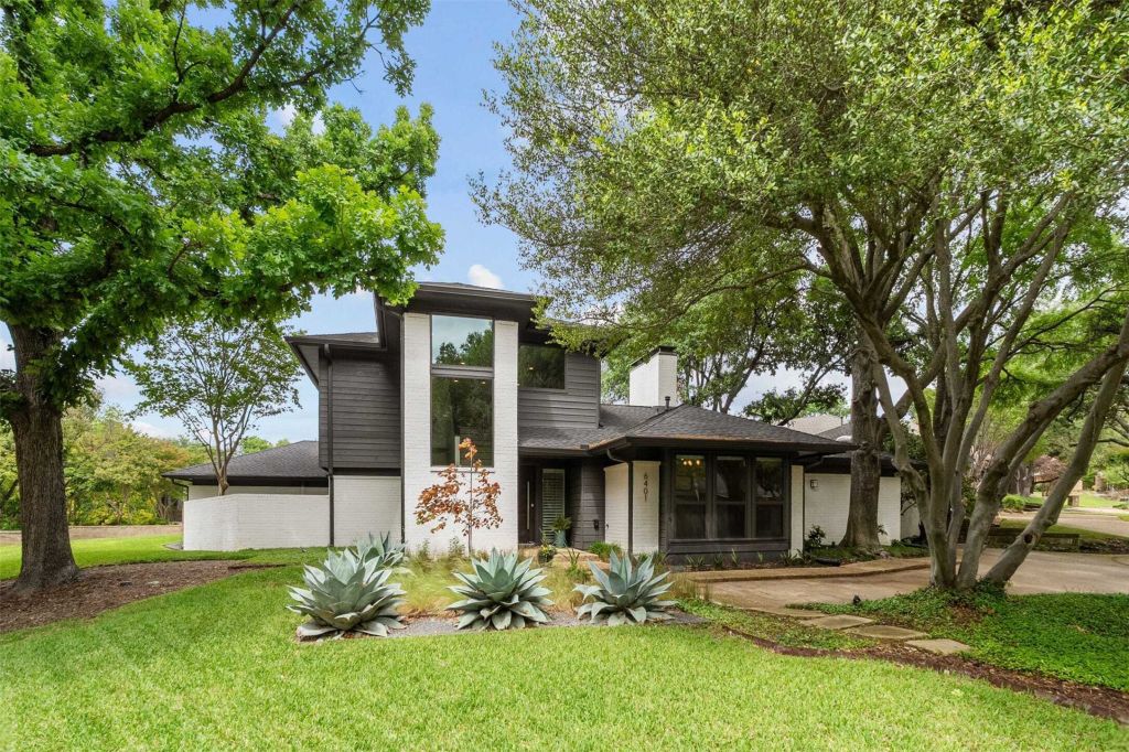 Property photo 1 of 30