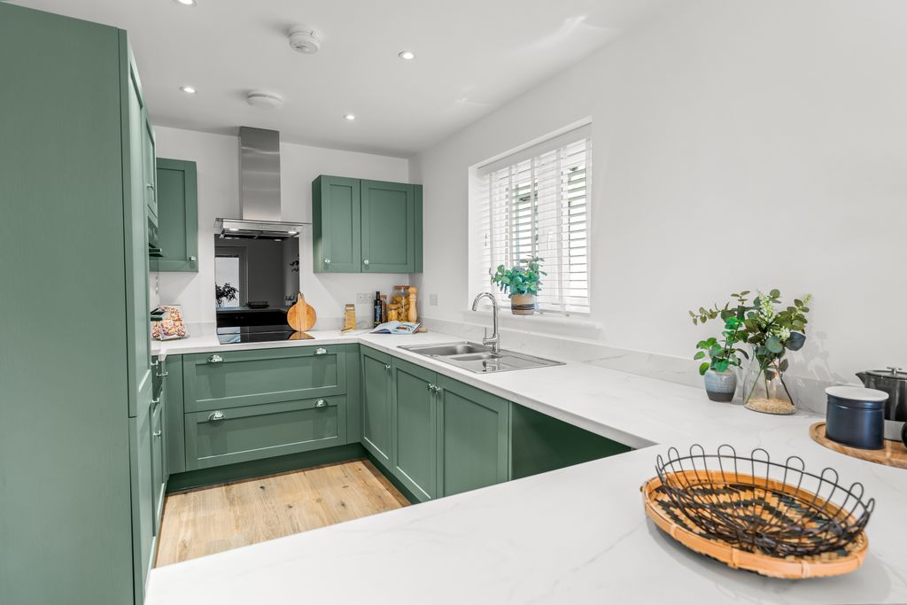 Property photo 2 of 13