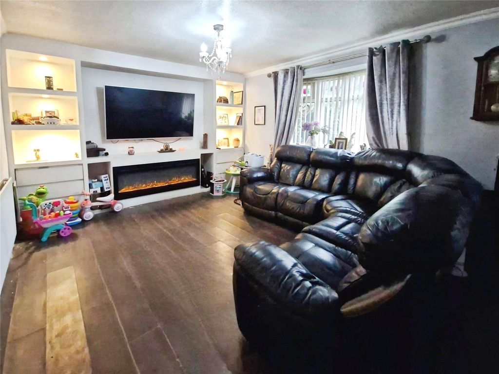 Property photo 2 of 16 Picture No. 16