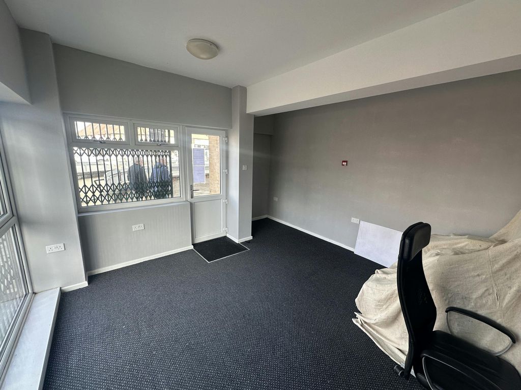 Property photo 3 of 4 Img_8027.Jpeg