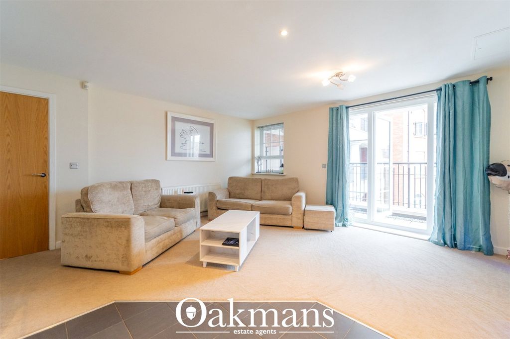 Property photo 2 of 15 Picture No. 10