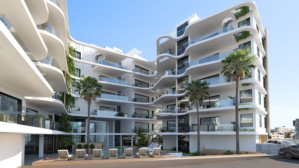 Property photo 1 of 27