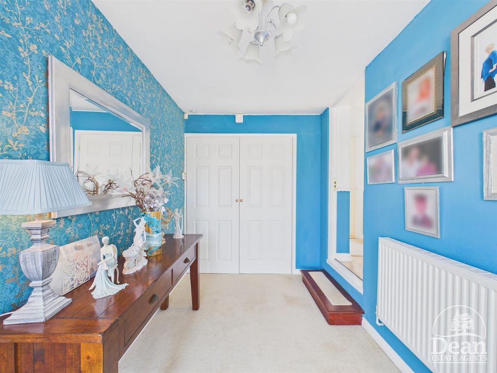 Property photo 3 of 23
