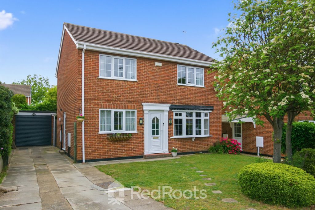 Property photo 1 of 32 5068990