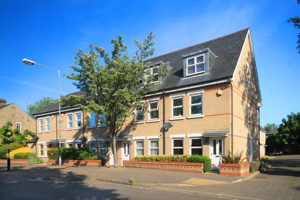 Property photo 1 of 7 Peterhouse New Sunny.Jpg