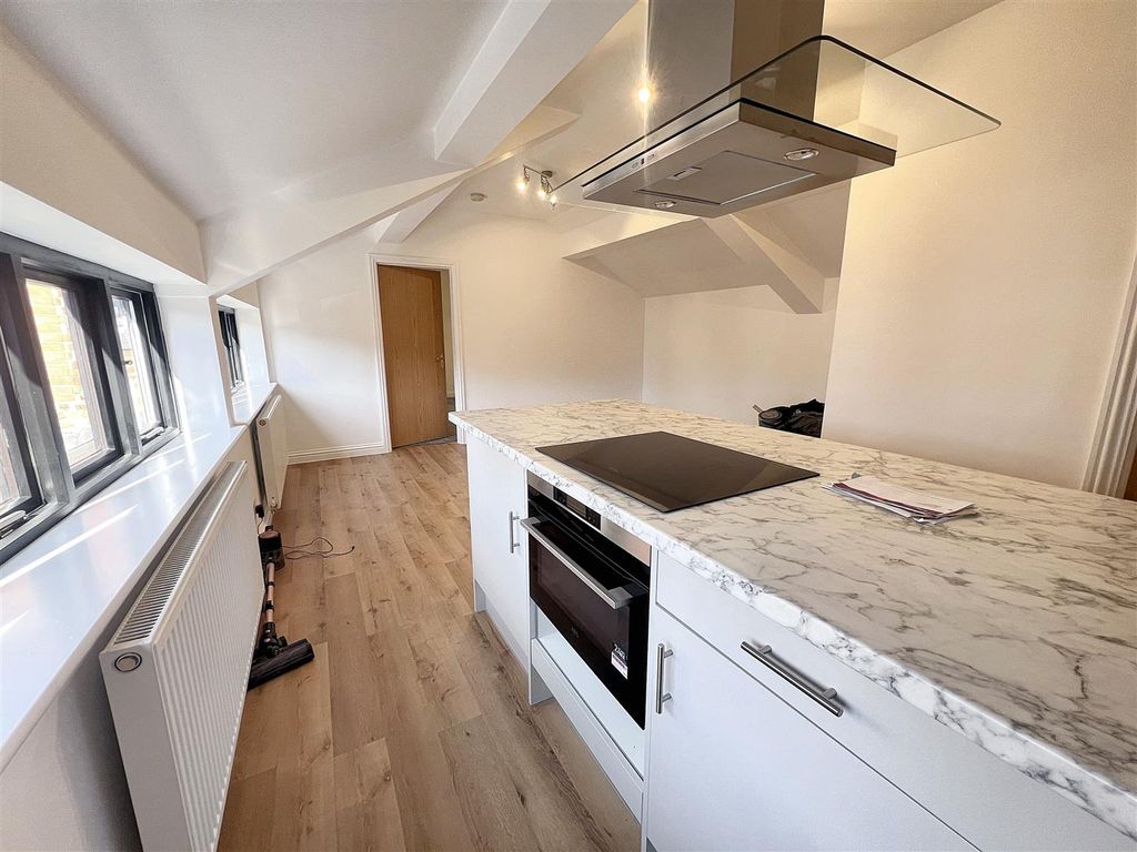 Property photo 3 of 11 Img_4465.Jpg