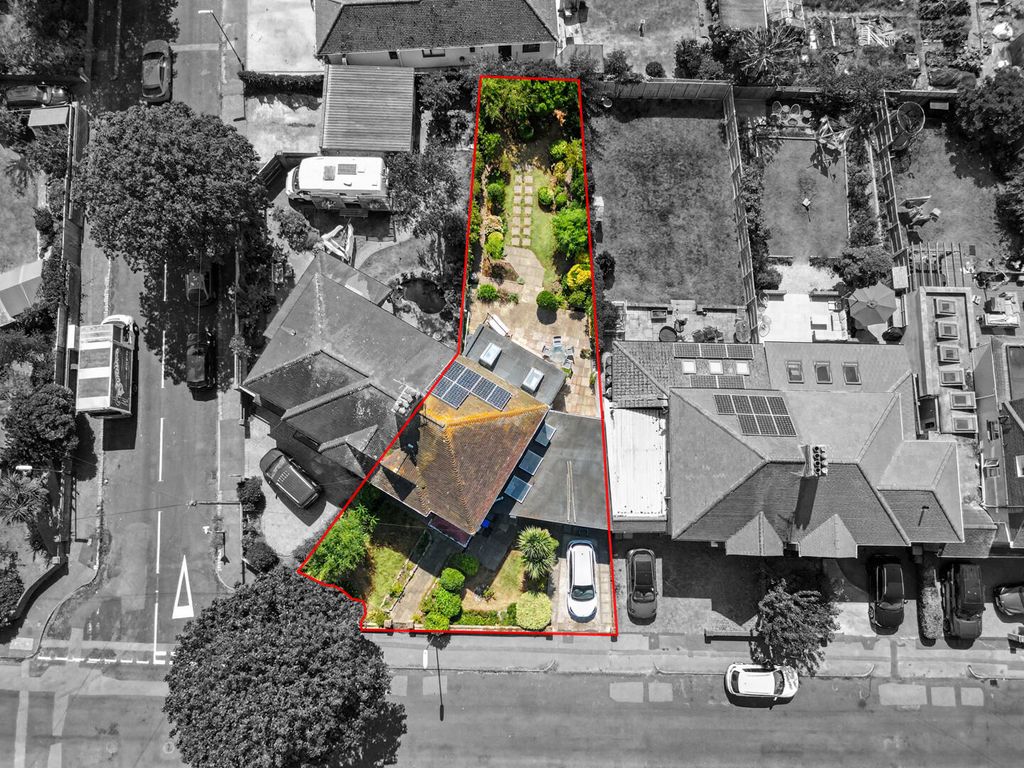 Property photo 2 of 19 Exterior