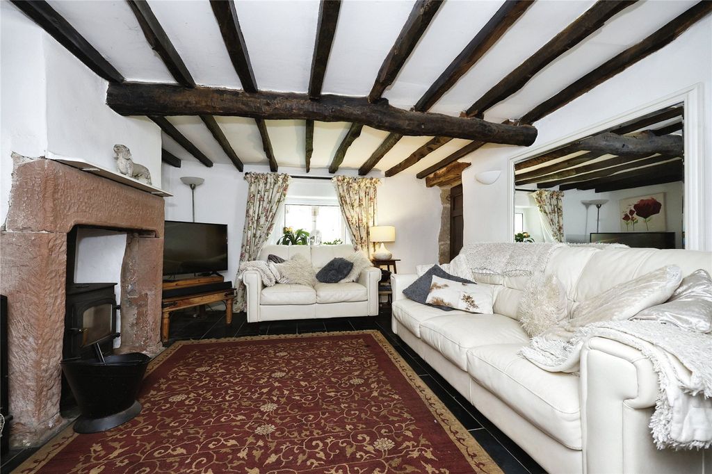 Property photo 2 of 19 Living Room