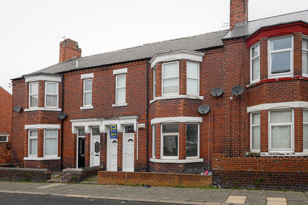 Property photo 1 of 5