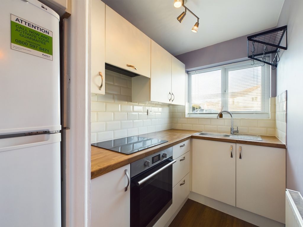 Property photo 3 of 7 Cam01721G0-Pr0046-Still006