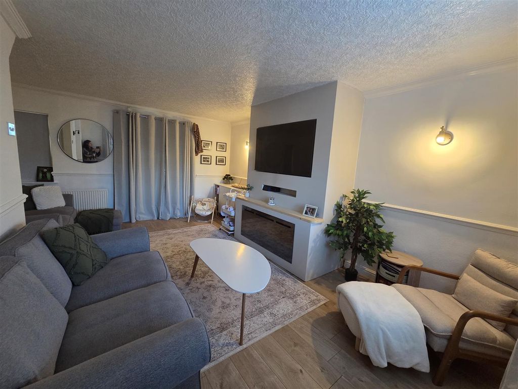 Property photo 2 of 17 20260128_142345.Jpg