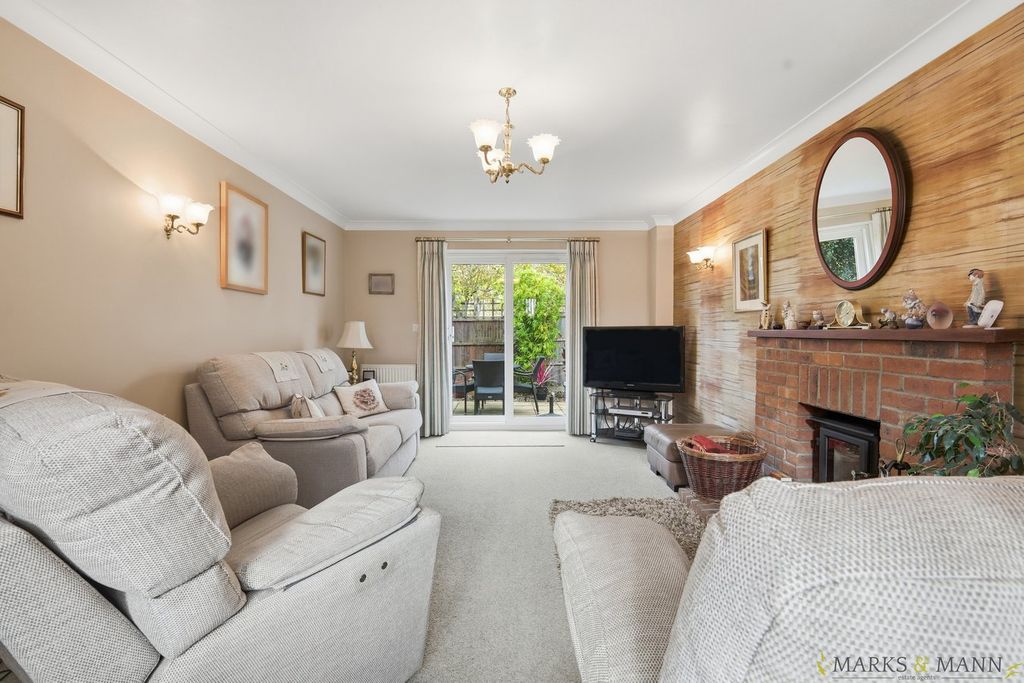 Property photo 3 of 26