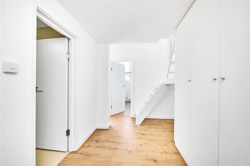 Property photo 3 of 9 Picture No. 08