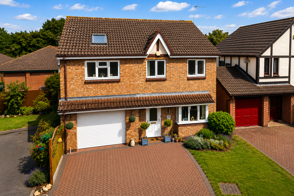 Property photo 1 of 26 Deal Estate Agents