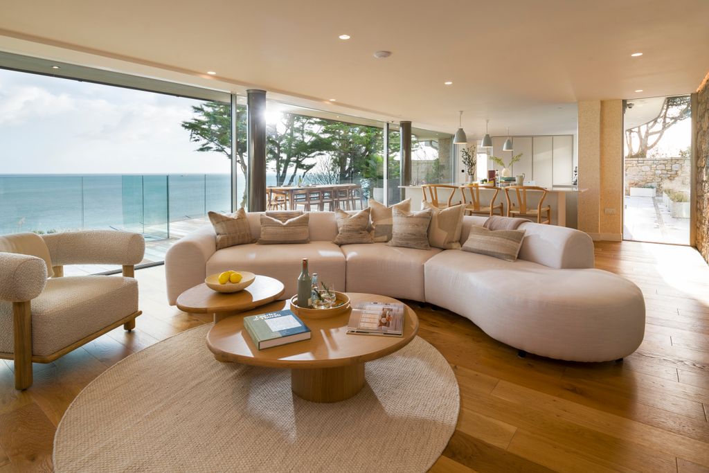 Additional image 7 of 5 bed detached house for saleOverlooking Falmouth Bay, South Cornwall TR11