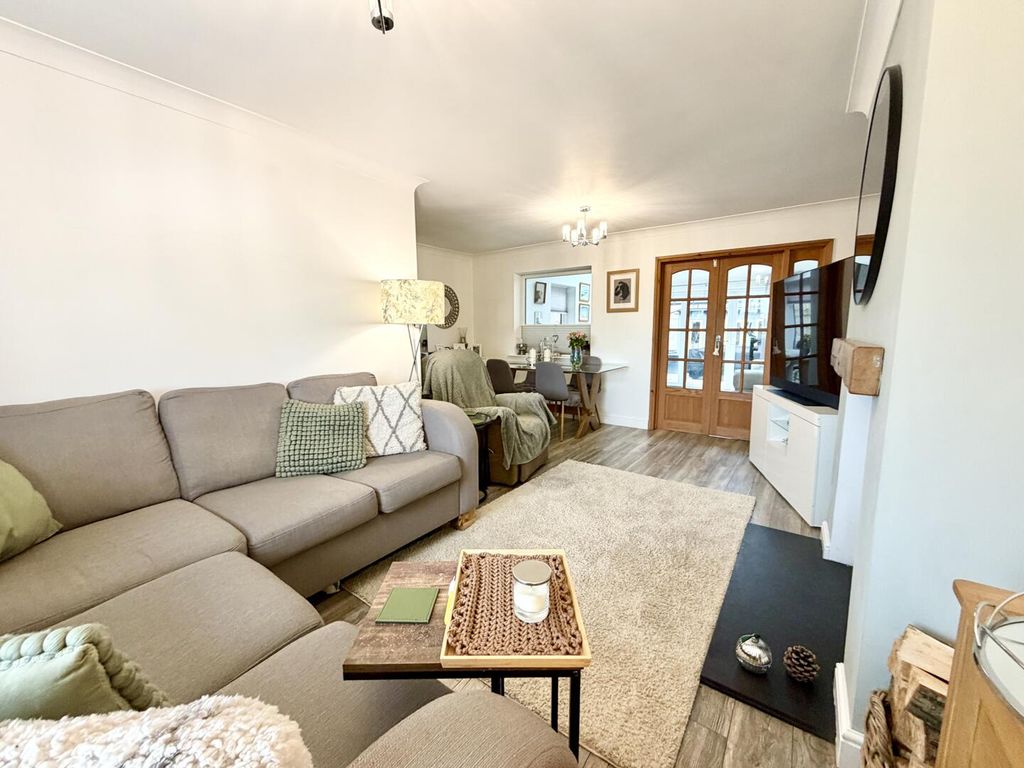 Property photo 3 of 29 Living Room