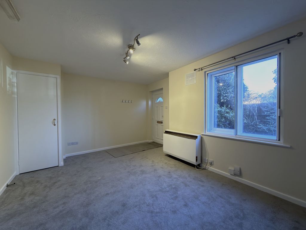 Property photo 2 of 7 Studio Room