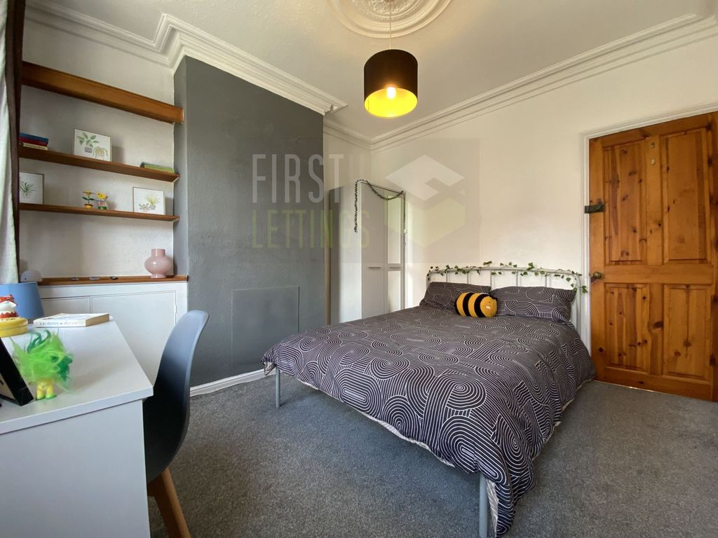 Property photo 3 of 12 Photo 20