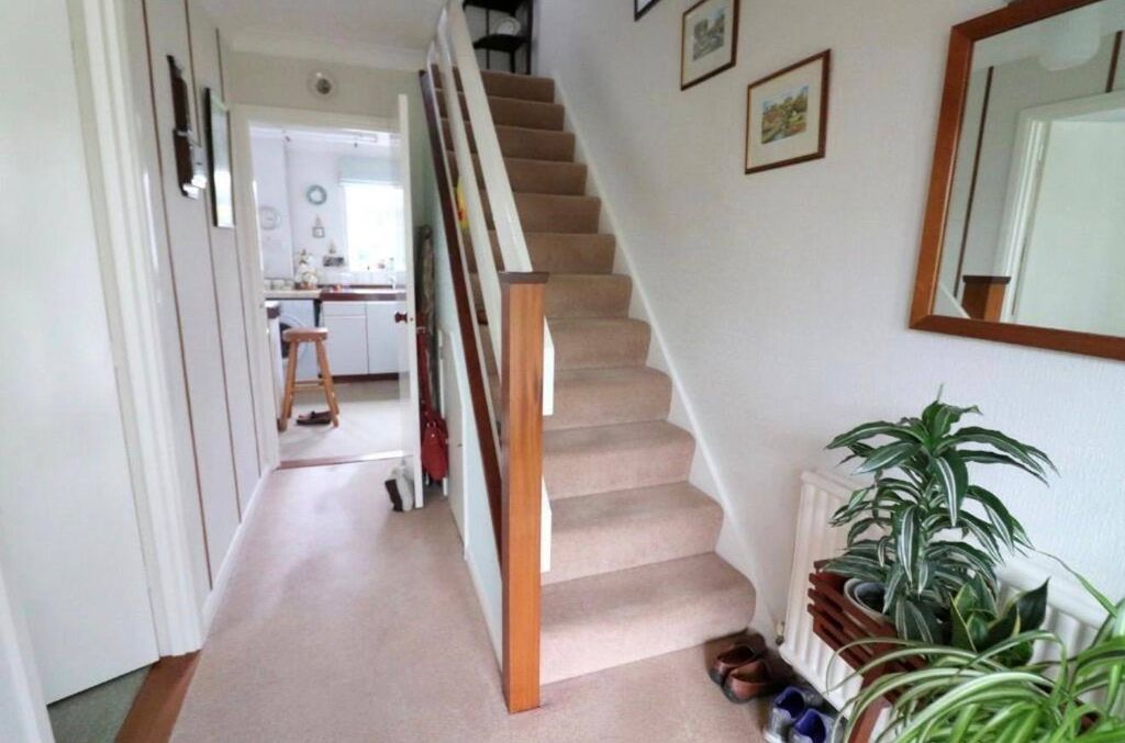 Property photo 2 of 6 Gallery