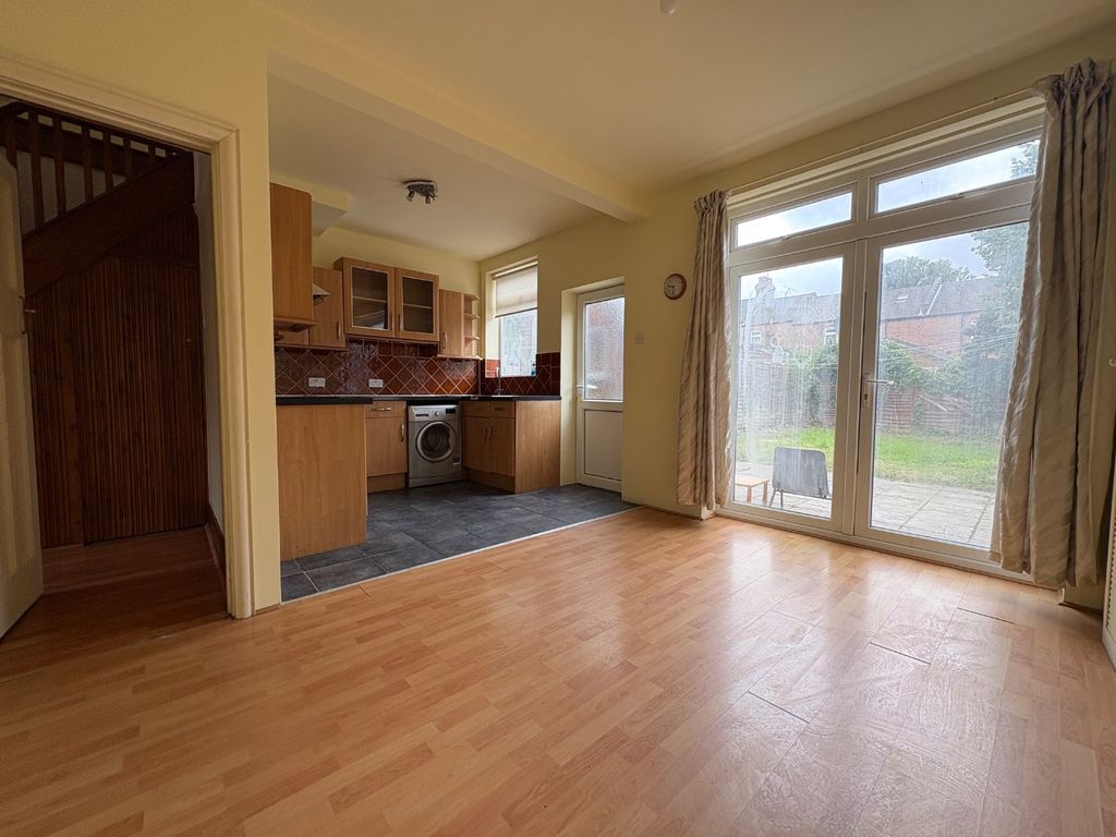 Property photo 3 of 13 4416054