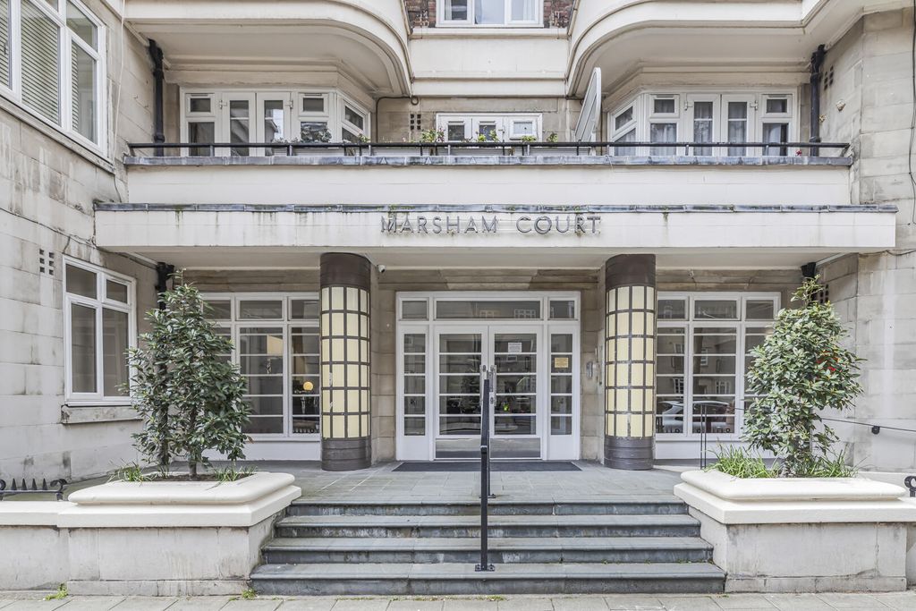 Property photo 2 of 22 Front (Exterior)