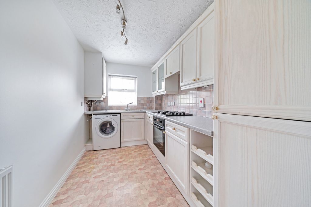 Property photo 2 of 10 1079026 (4)