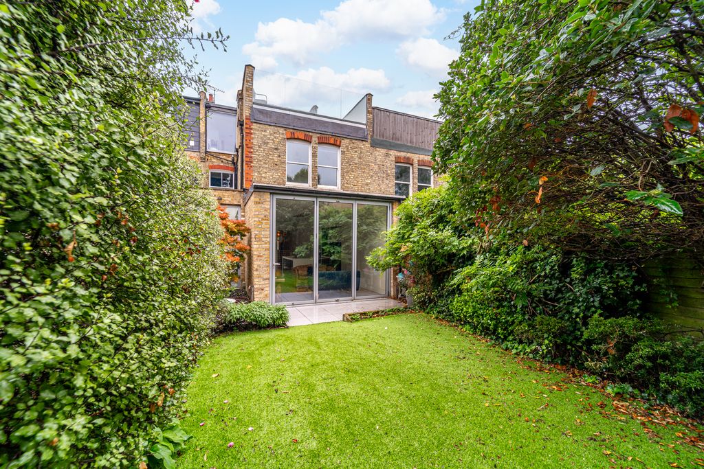 Property photo 3 of 24 Ndb09142-Edit