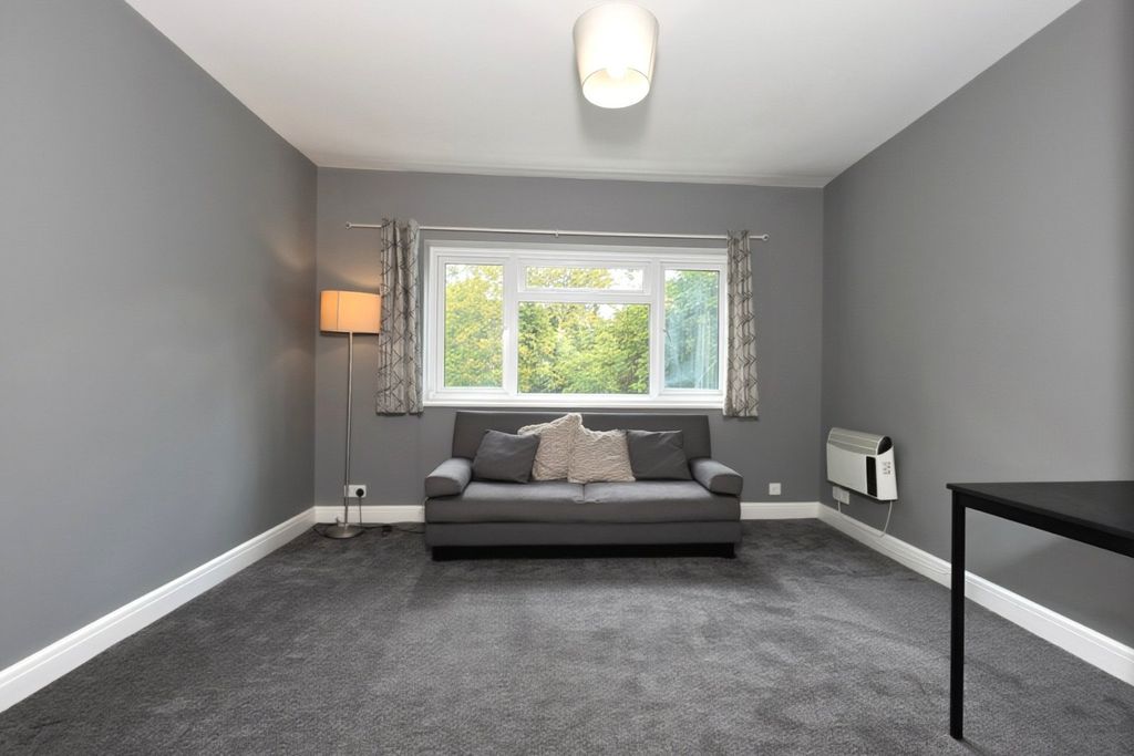 Property photo 1 of 14 Picture No. 02