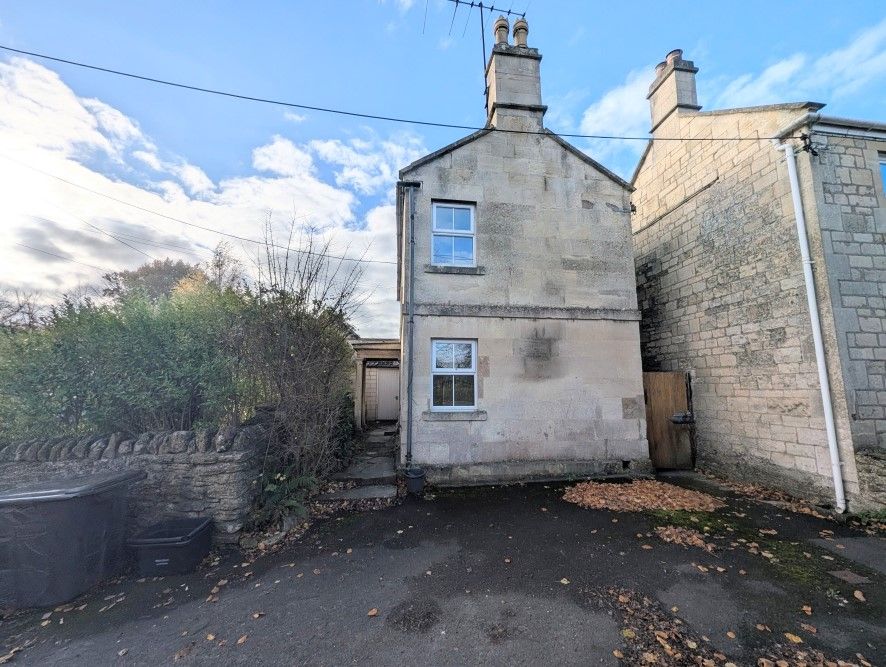 Property photo 2 of 13