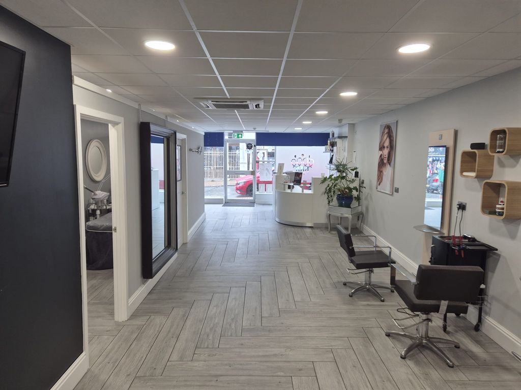 Property photo 2 of 3