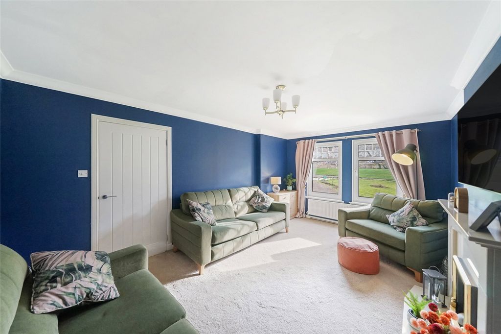 Property photo 2 of 23 Picture No. 04