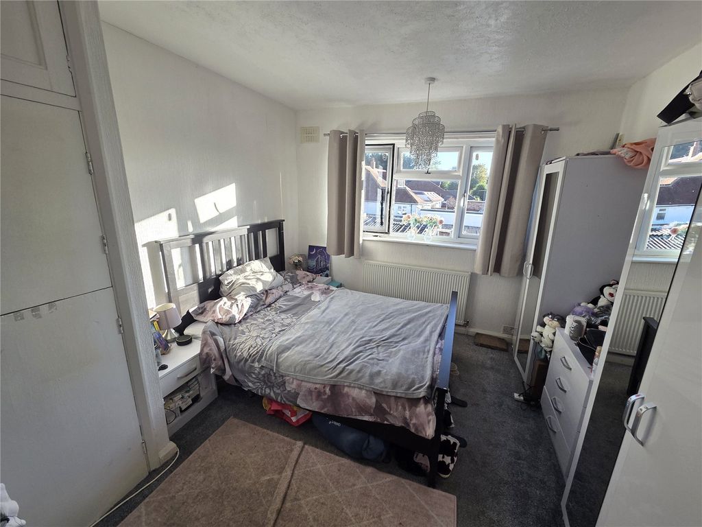 Property photo 3 of 12 Picture No. 13