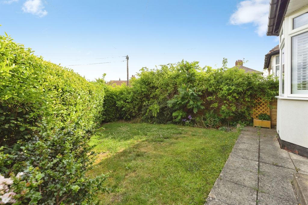 Property photo 3 of 17