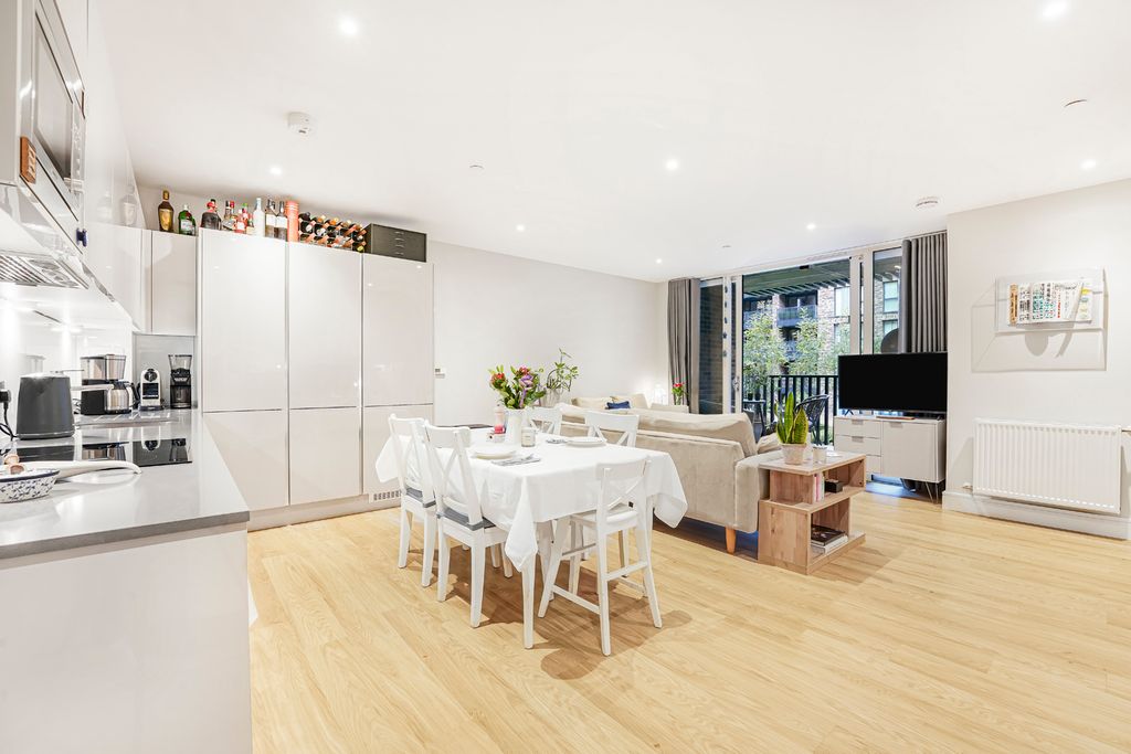 Property photo 3 of 21 Ped02462.Jpg