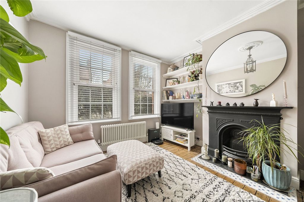 Property photo 1 of 10 Picture No. 15