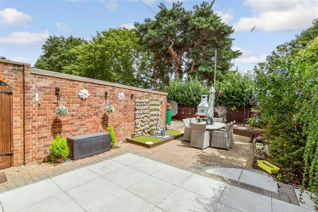 Property photo 1 of 11 Rear Garden