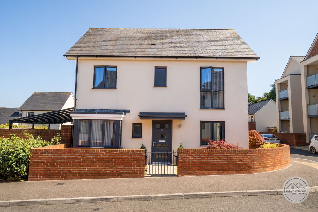 Property photo 1 of 26