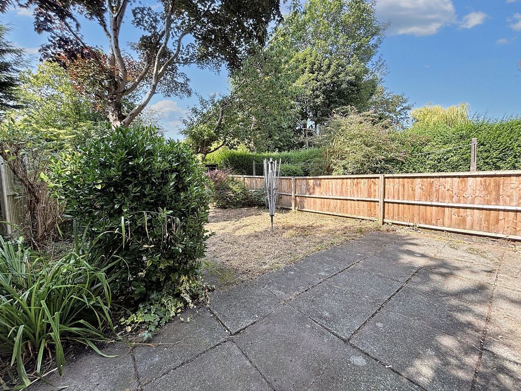 Property photo 2 of 14 Garden