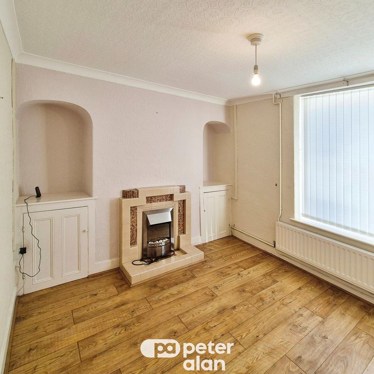 Property photo 2 of 15 Image