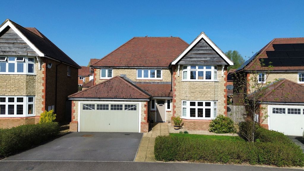 Property photo 1 of 29