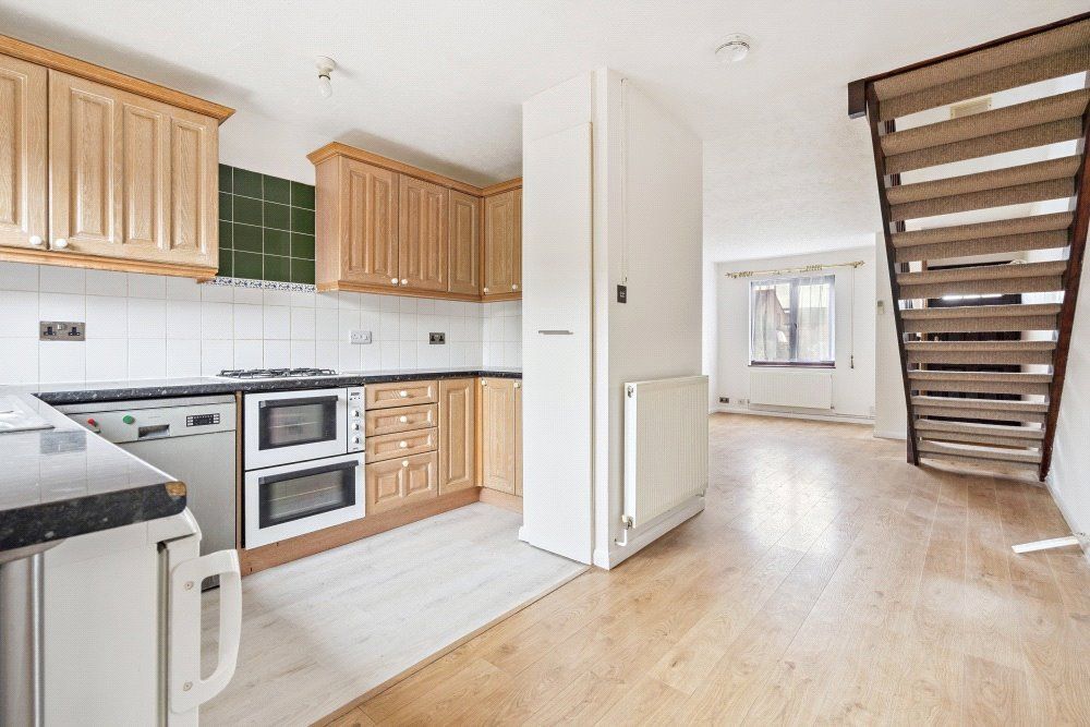 Property photo 2 of 8 Picture No. 10