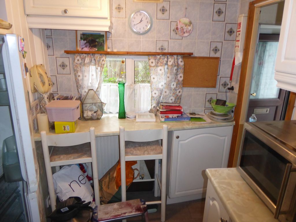 Property photo 2 of 8
